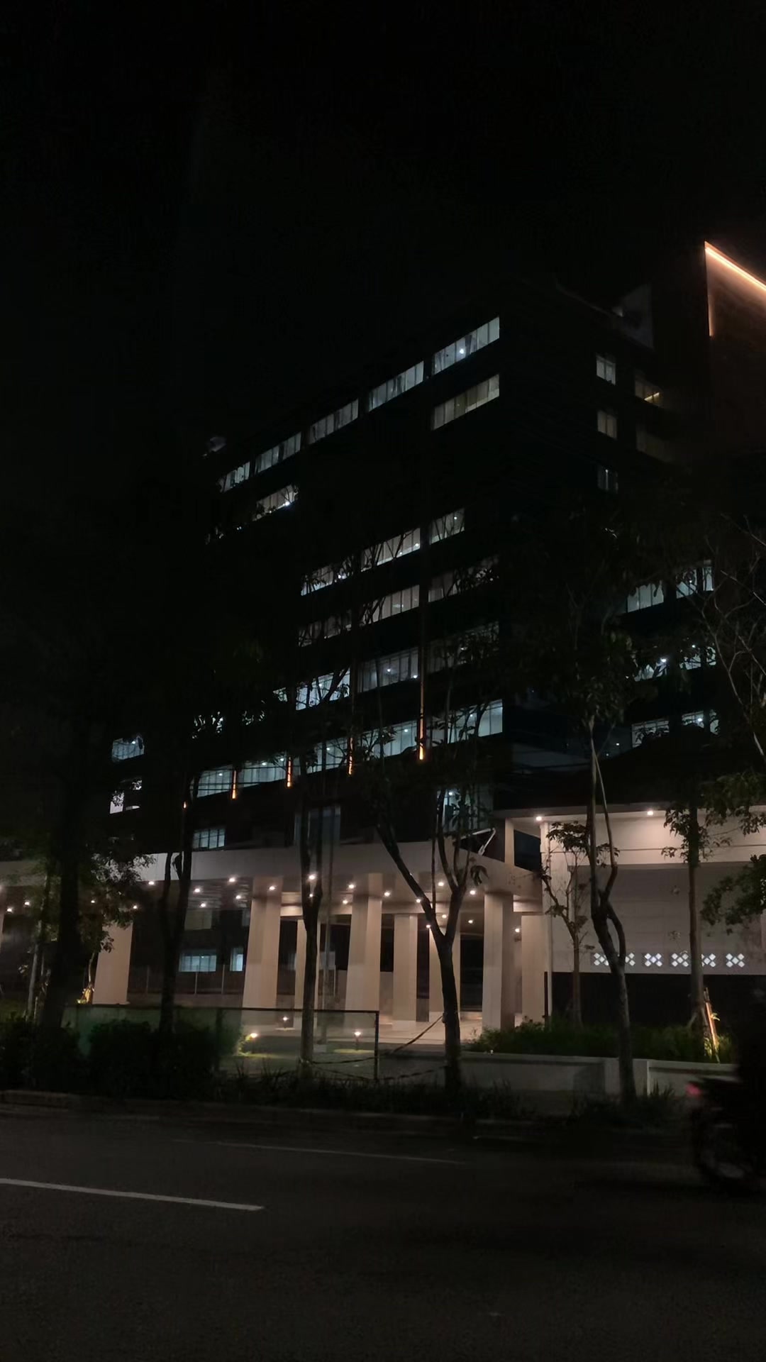 @𝙈𝙖𝙡𝙯𝙯