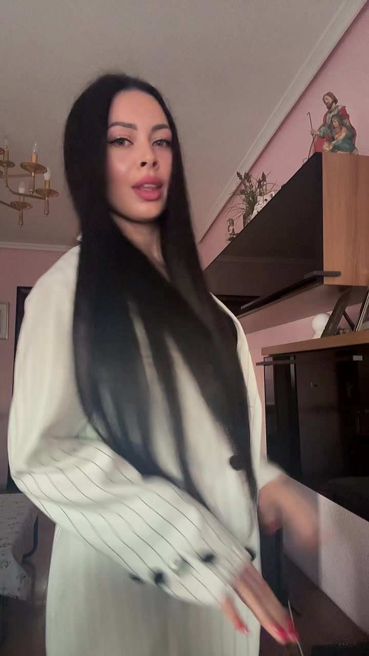 @KRISTINA YEROMENKO