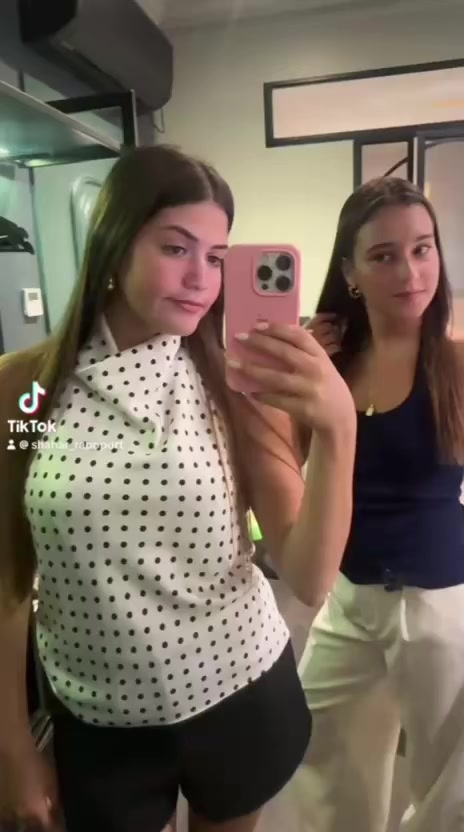 @MikaTichon
