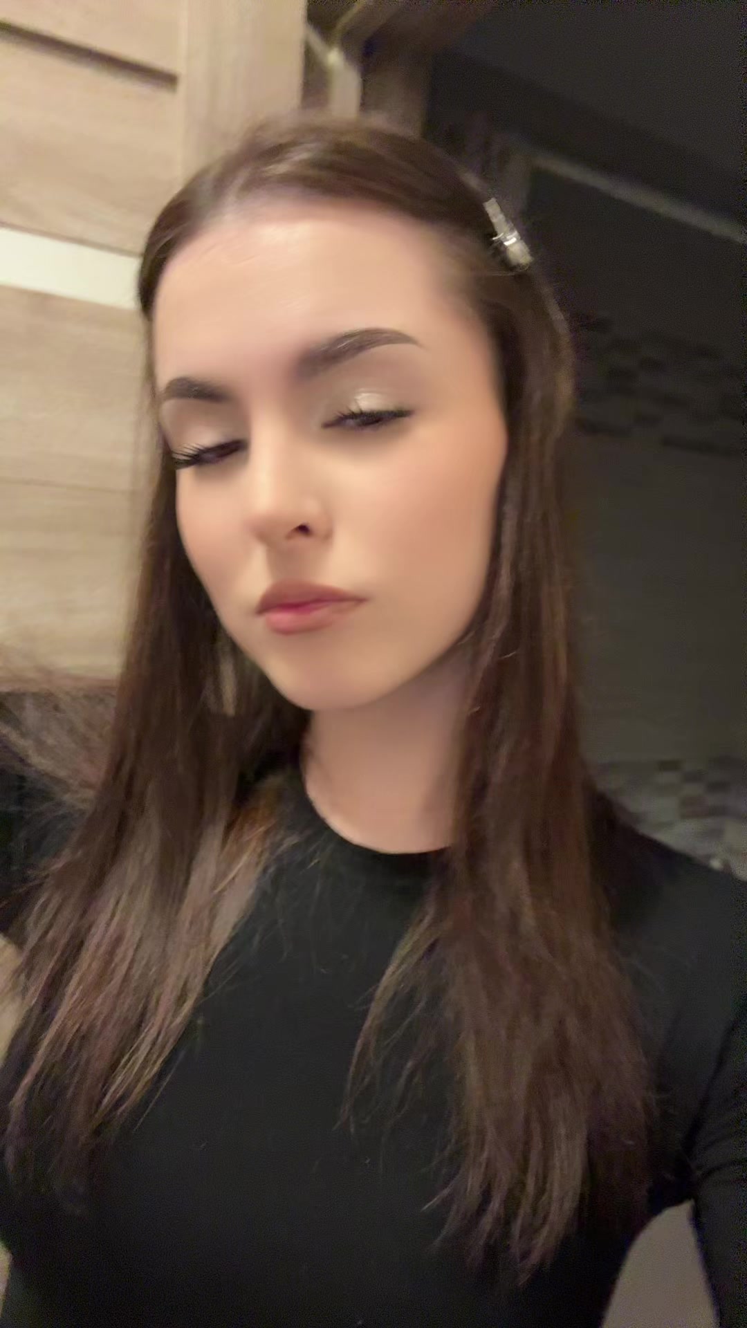 @никча