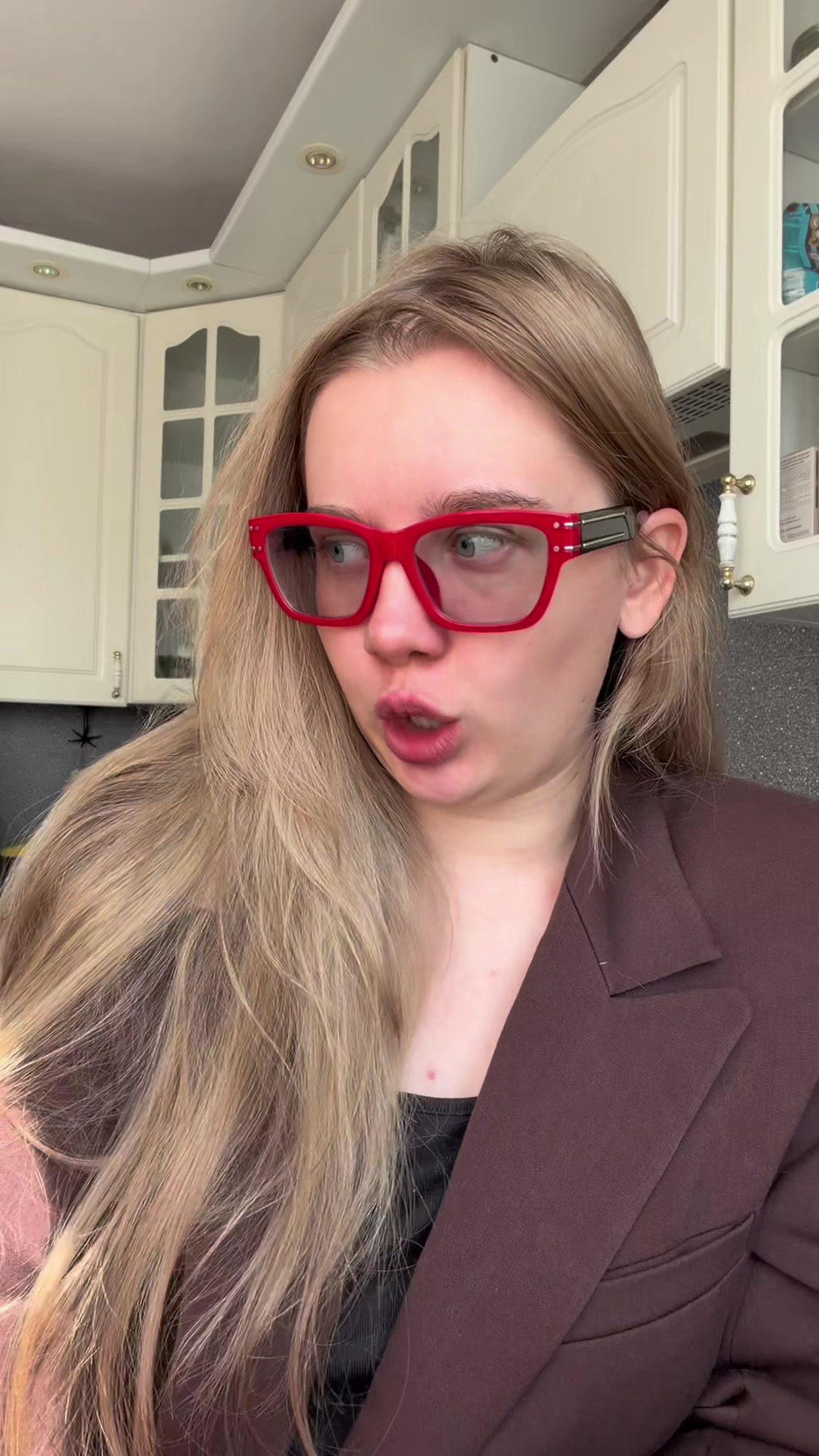@_annanel