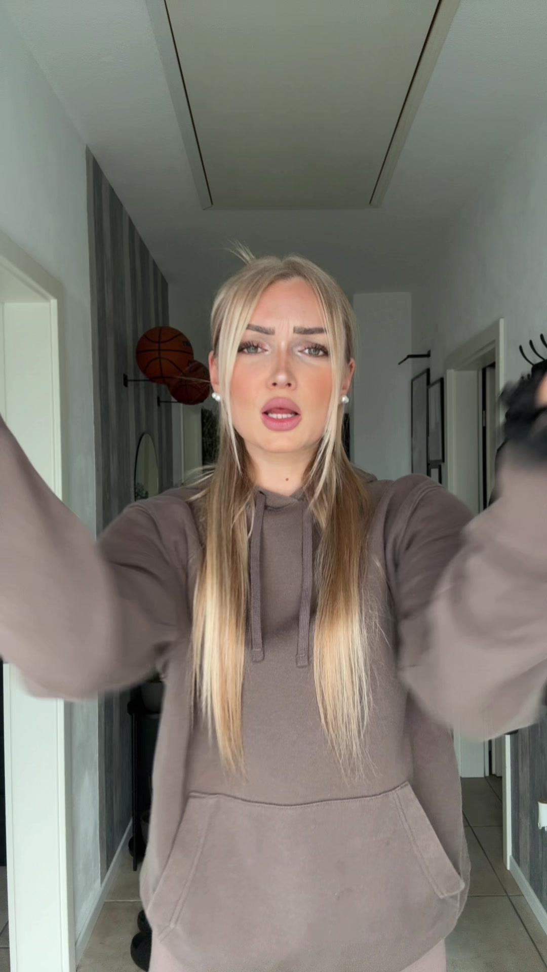 @LARA