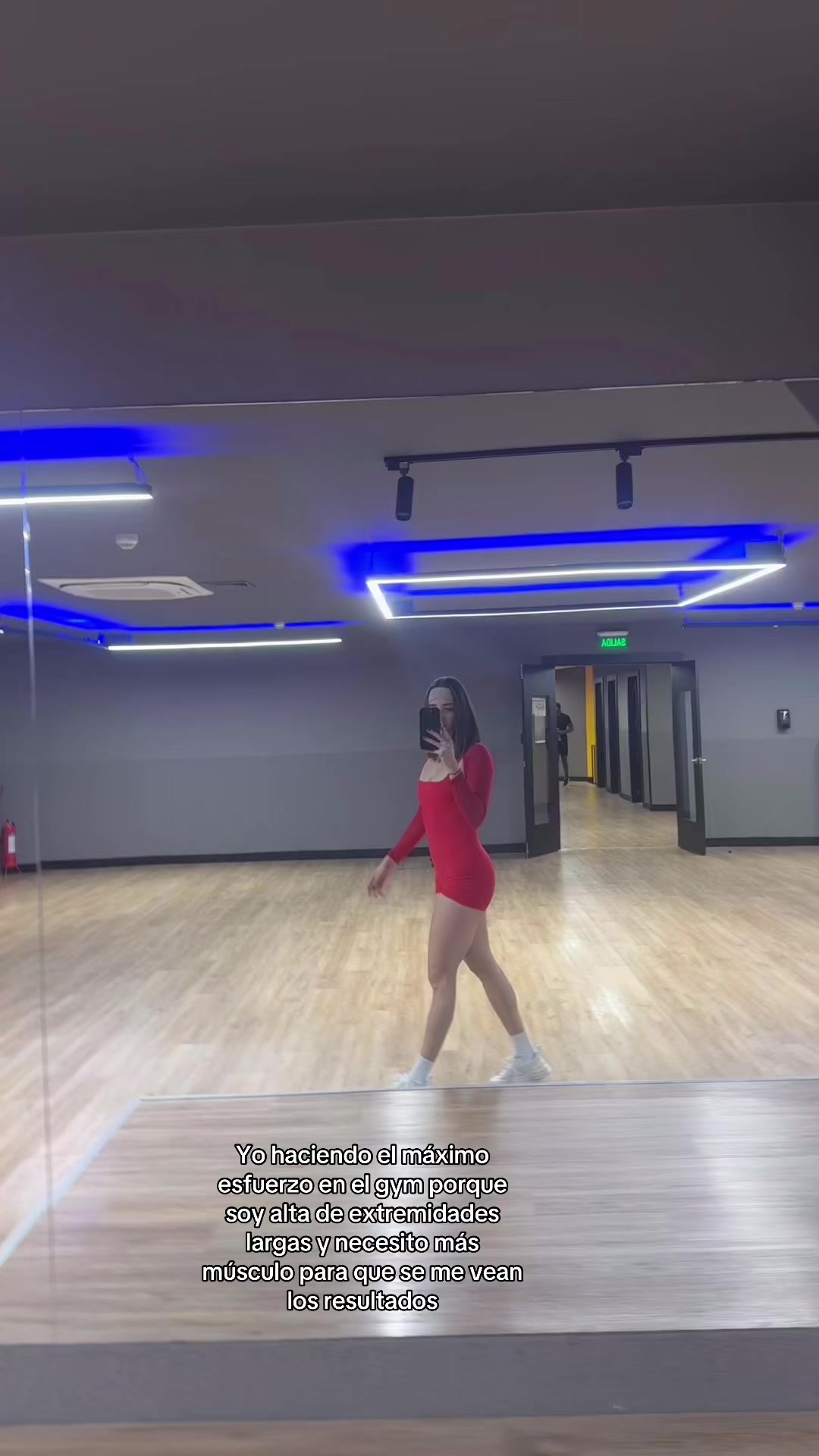 @kellysferrr