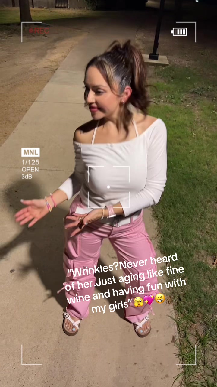 @EstrellaNoirXIII