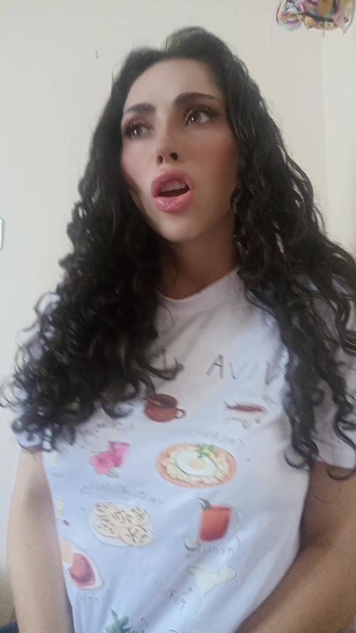 @Esvega