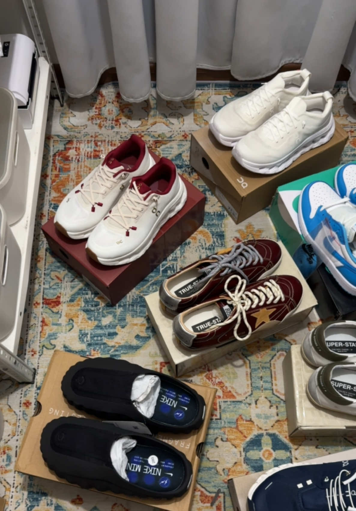 @Wknd Kicks
