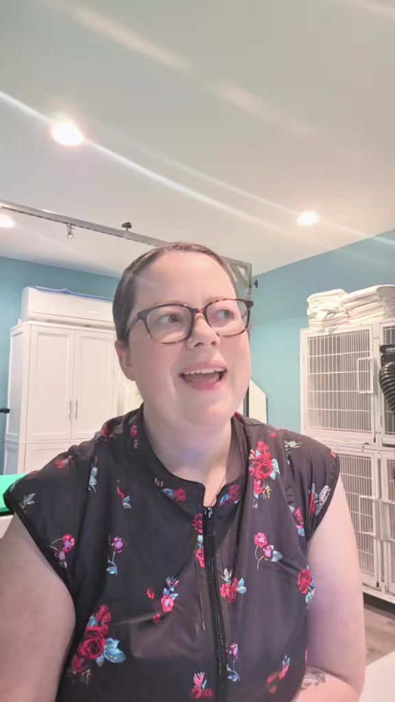 @ShookyDogGroomer-Rachel Shook