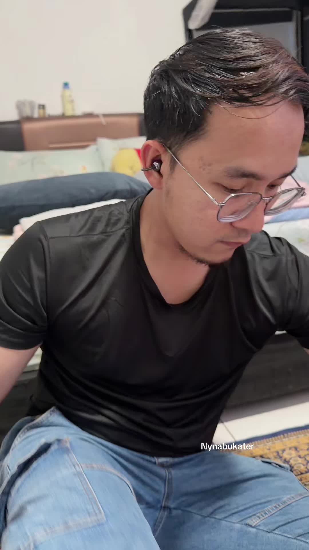 @Nynabukater