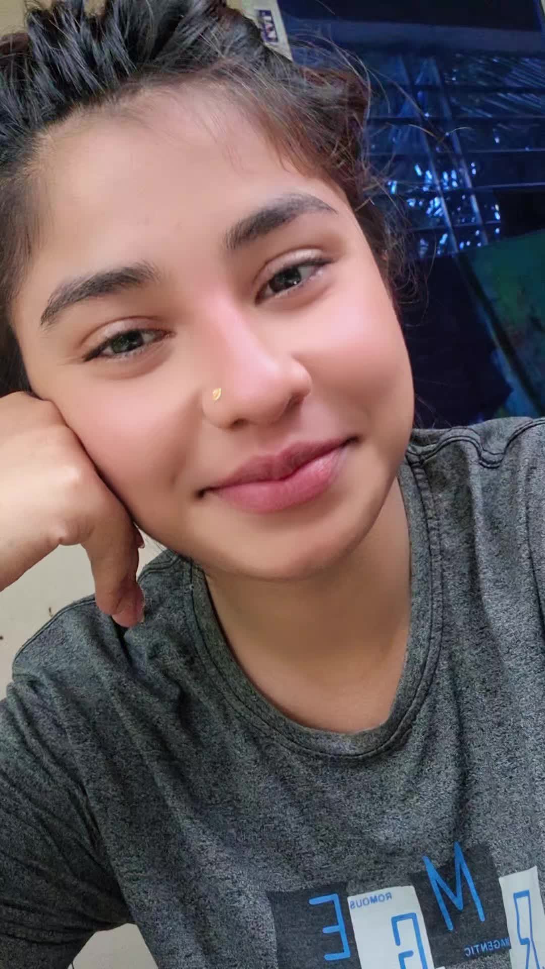 @🥰আদরের বোন🥰