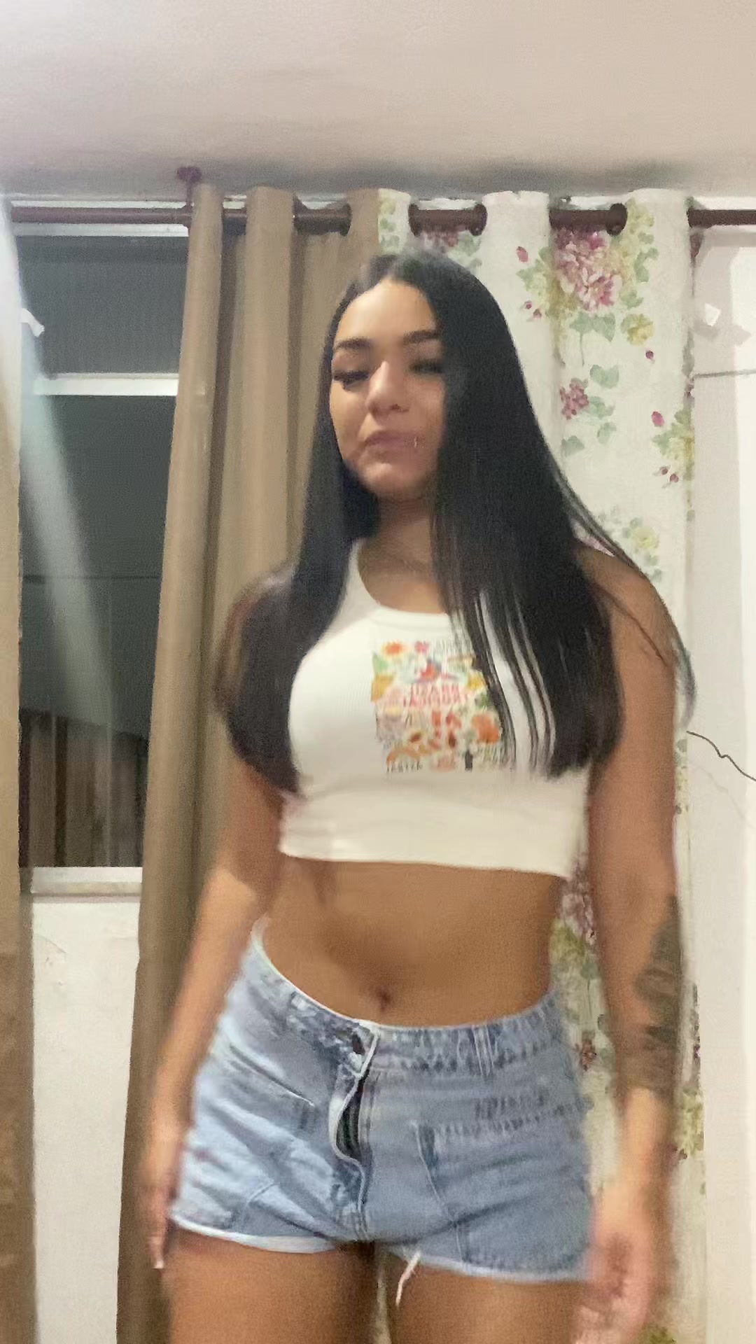 @julia ferreira 🎀