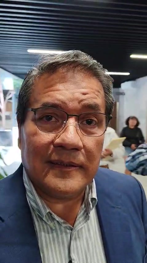@ContraM&aacute;scaras