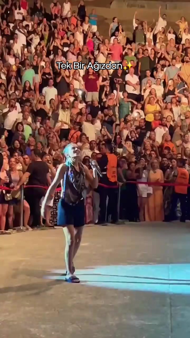 @Yıldız Tilbe