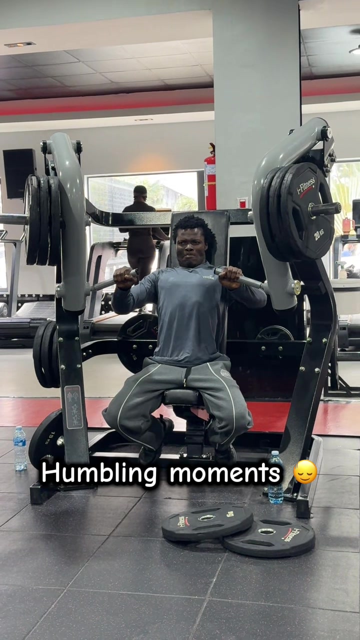 @Champ🏅