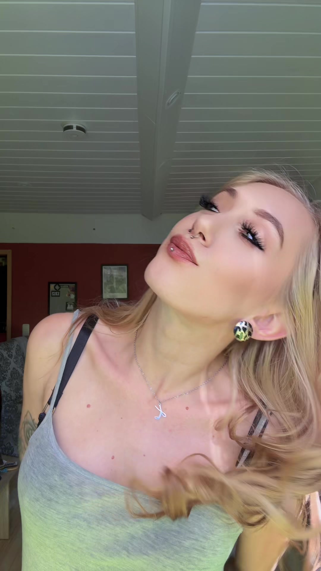 @Livinoox