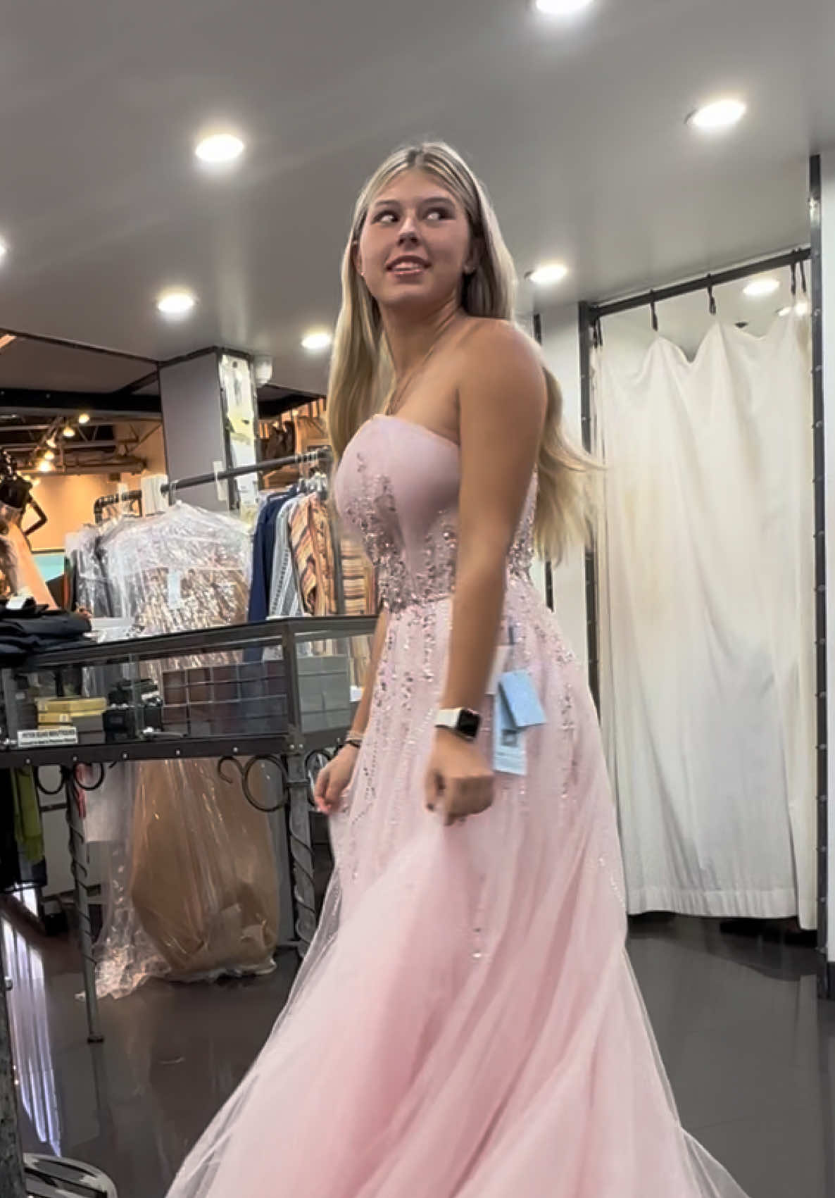 @Peter Elias Boutiques