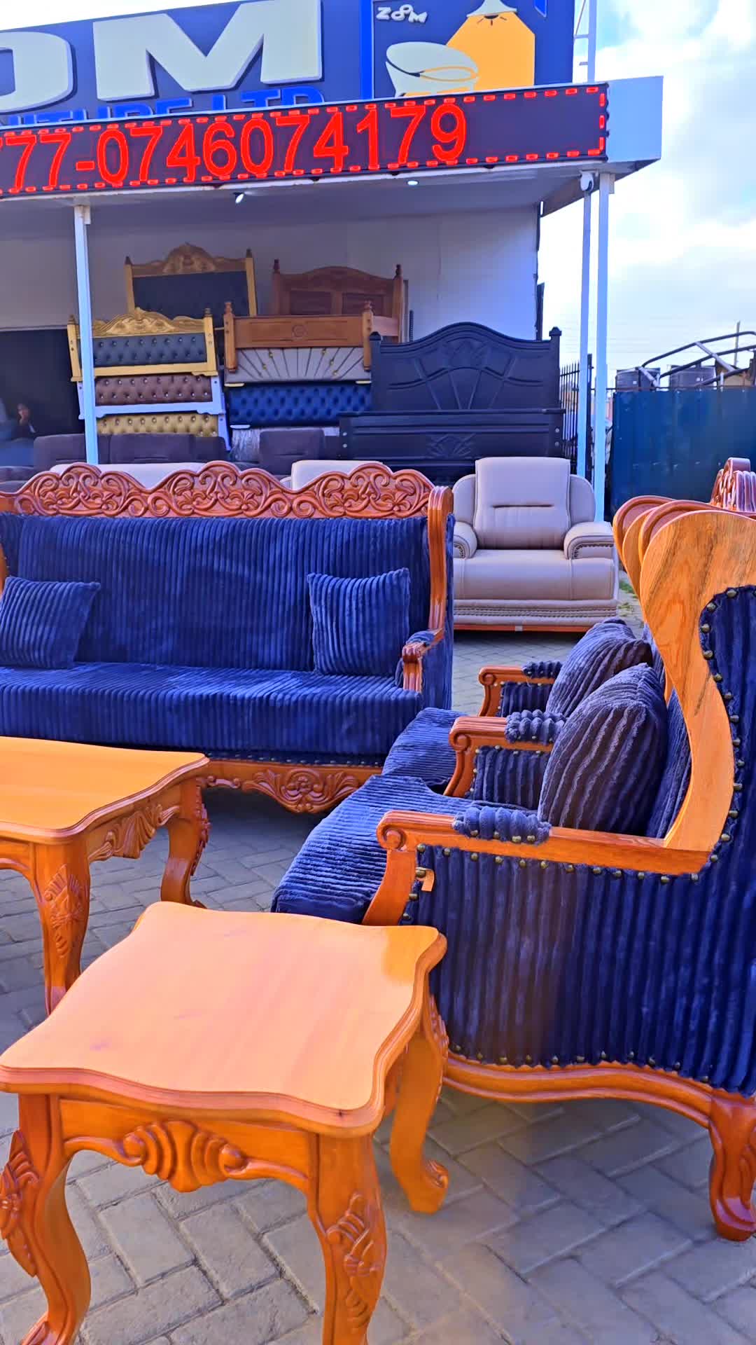 @ZOOM CLASSIC FURNITURE LTD