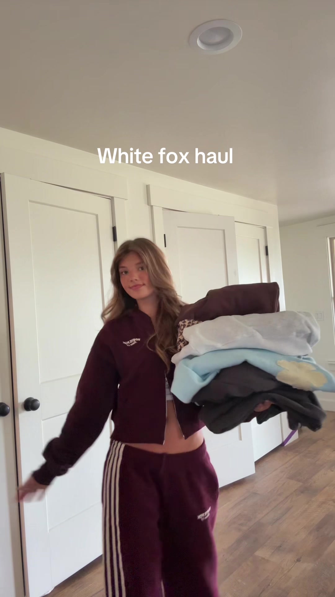 @leahrob777