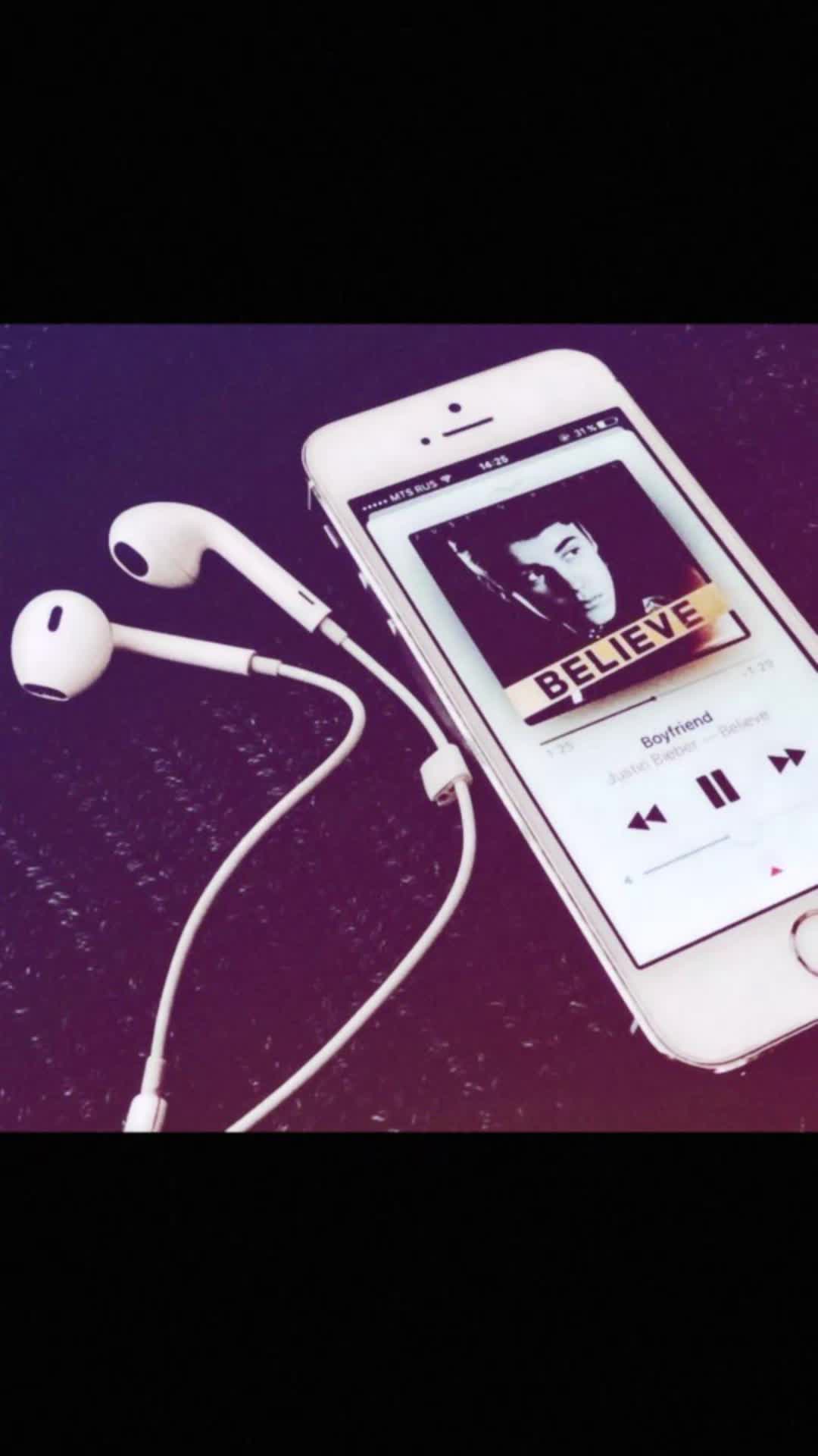 @★✩° 。⋆ Raeven ⋆。°✩ ★