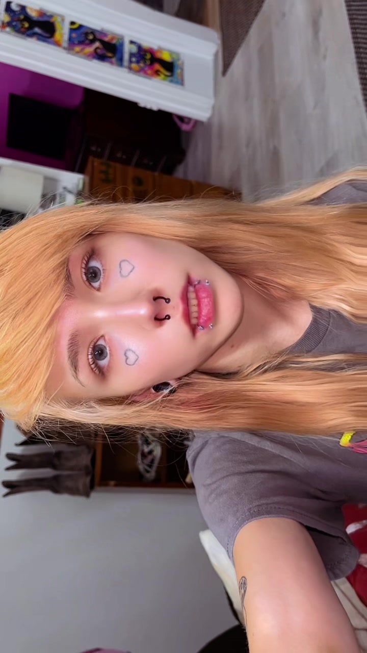 @Gothic Hippie