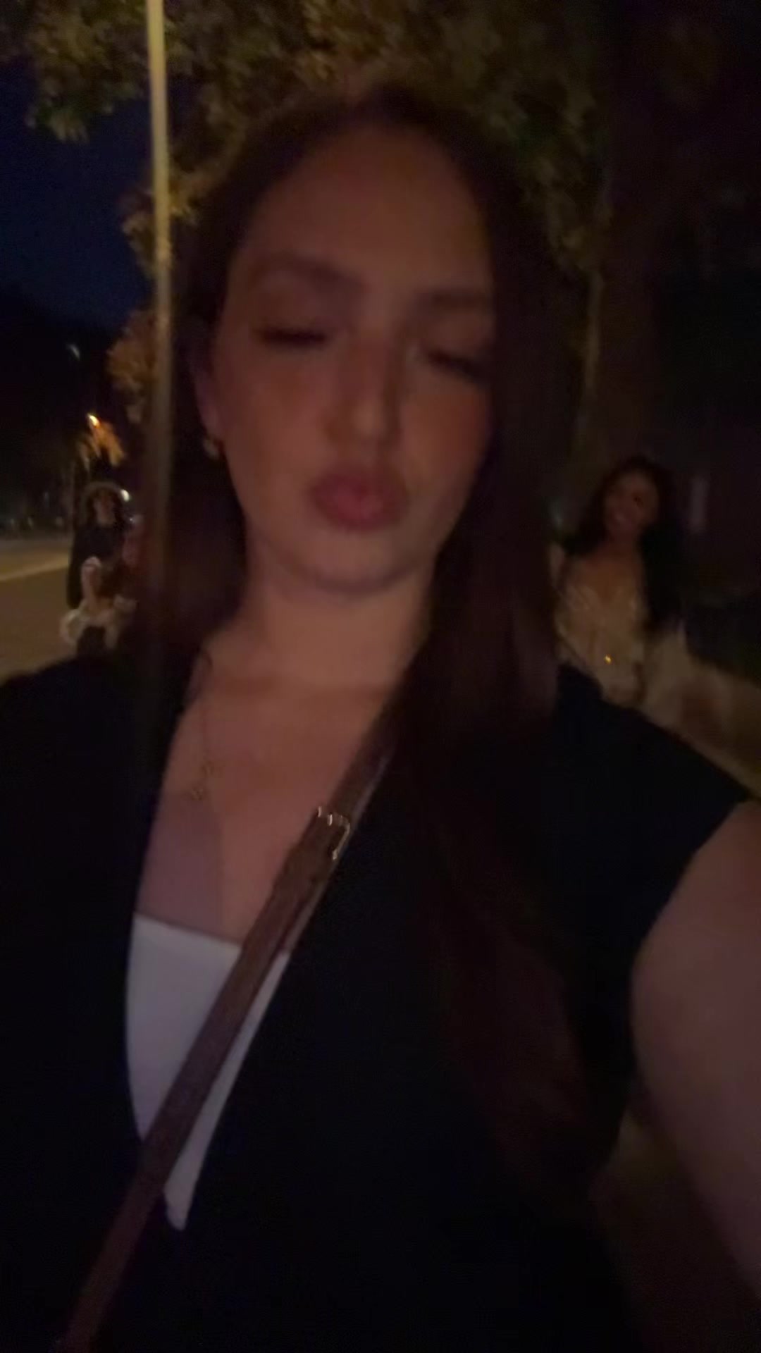 @Louiza