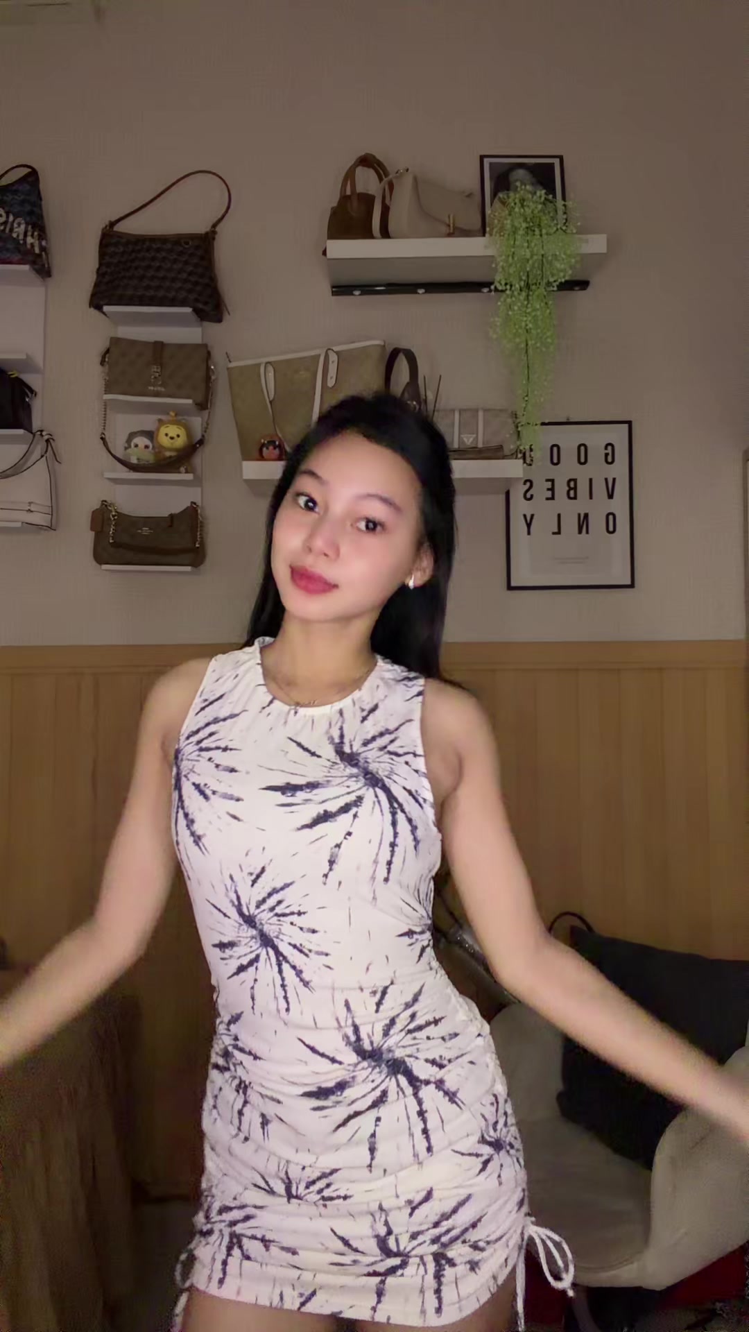 @queena_gadis