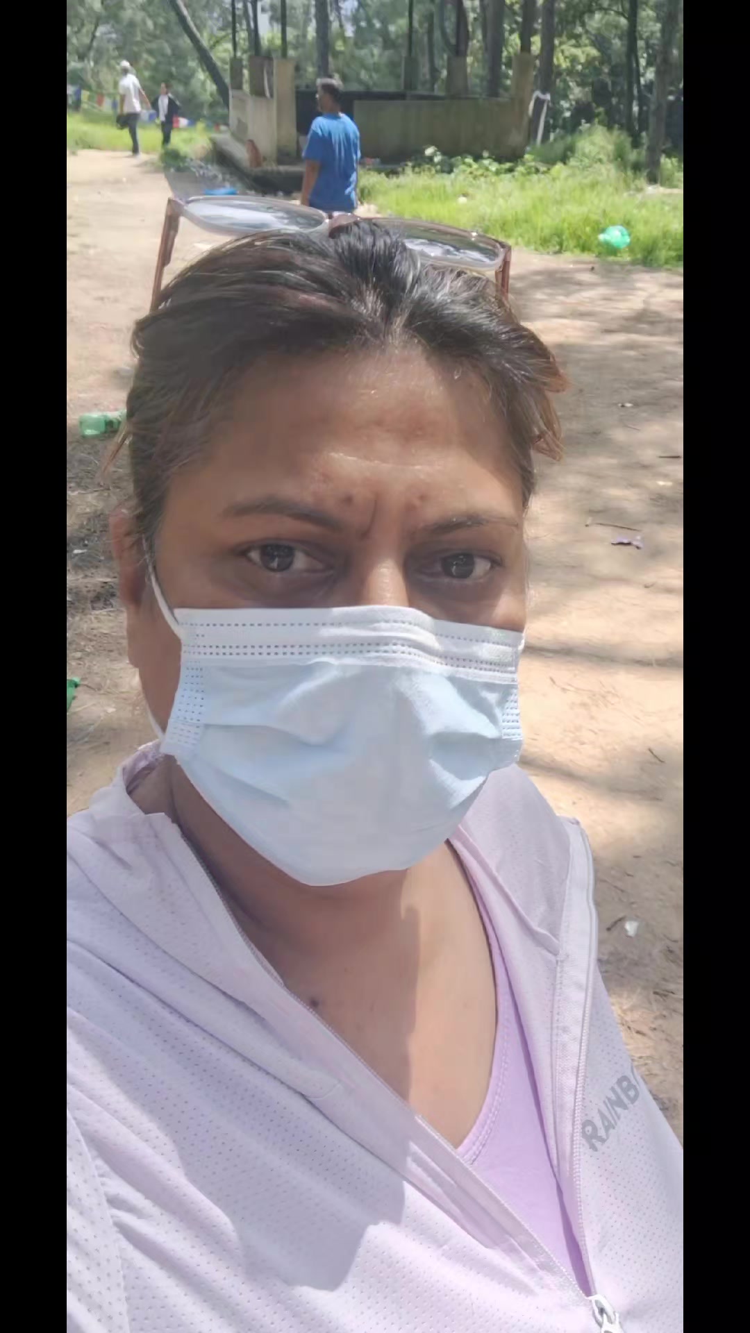 @मीना ढकाल