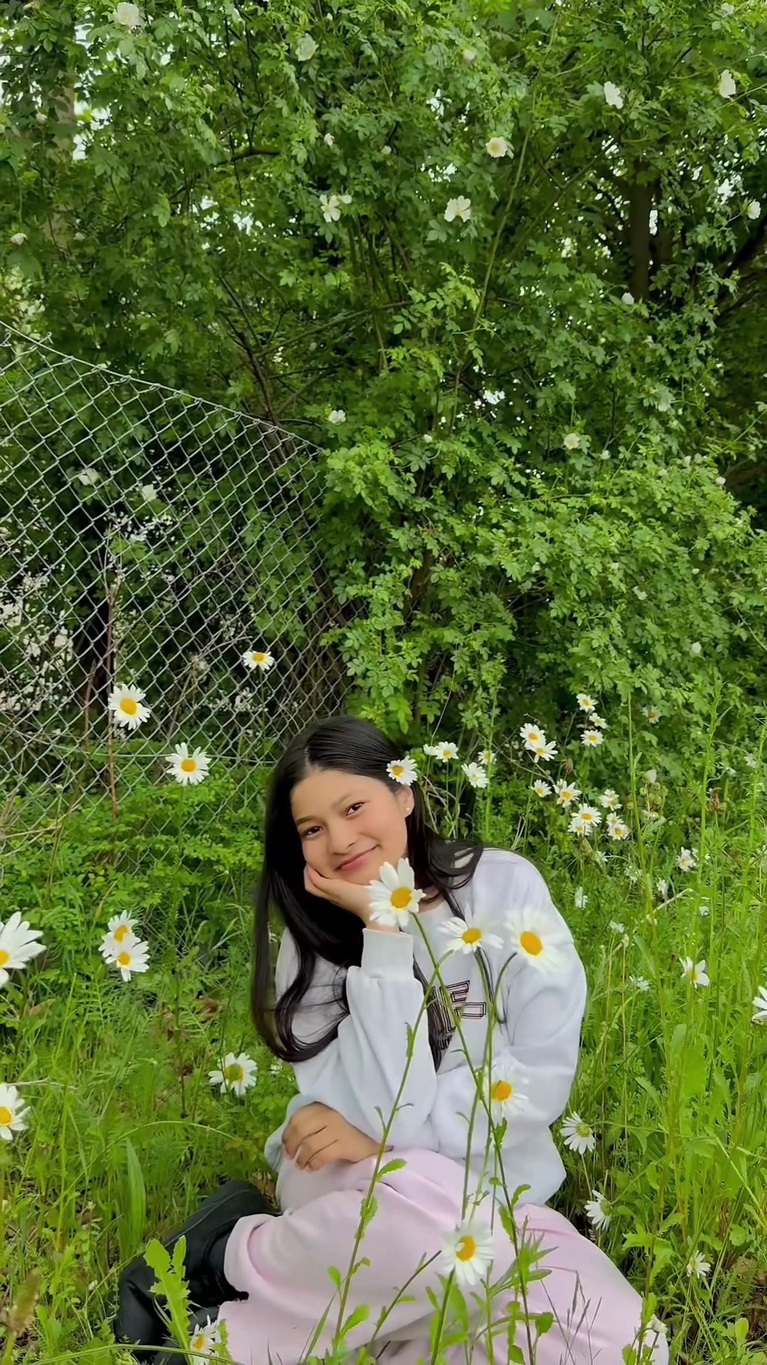 @A ᥫ᭡