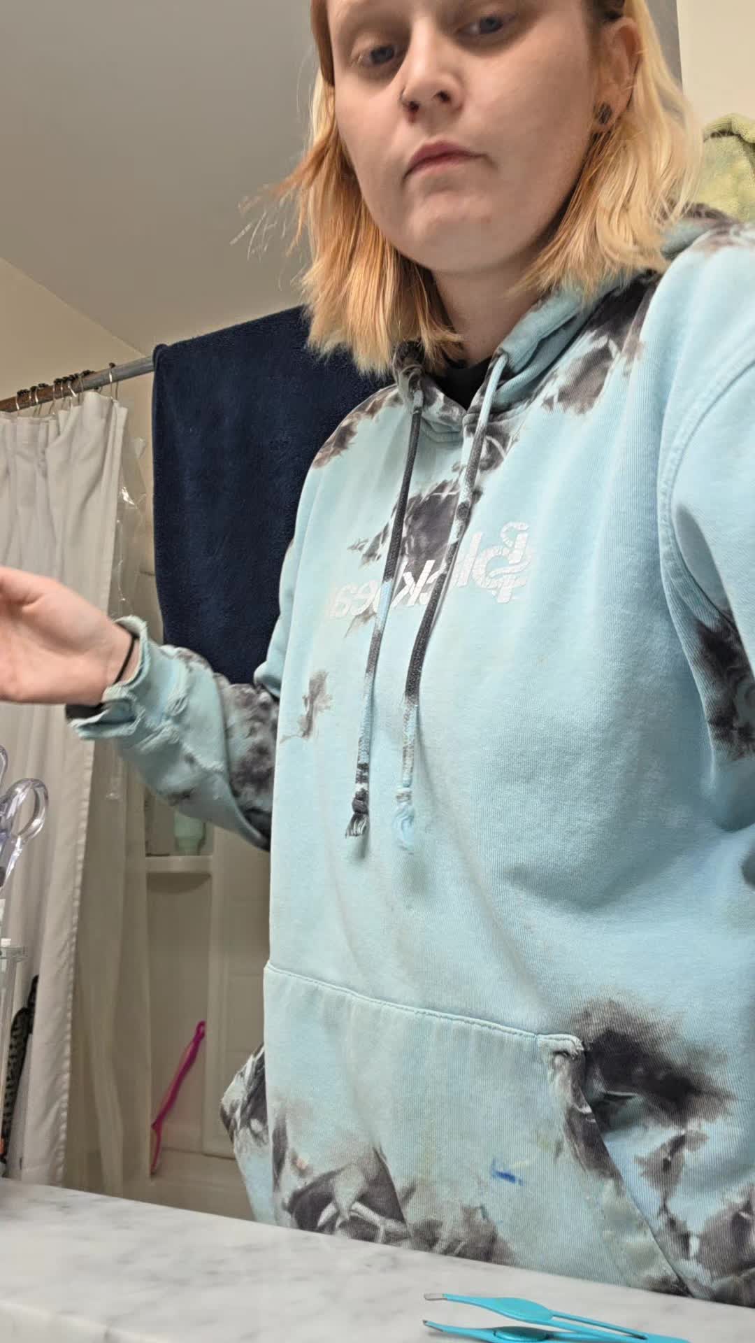 @EmieWonders