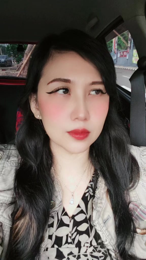 @Your Queen 👑 Ä