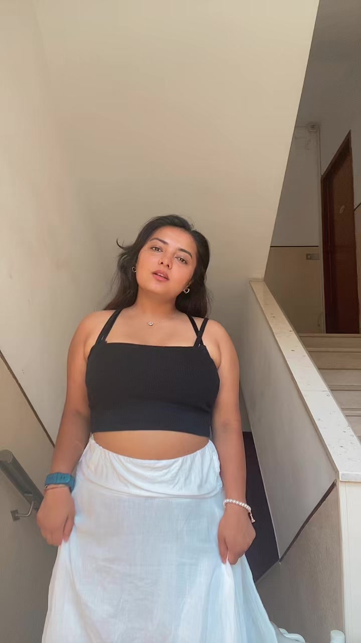 @Beeni_