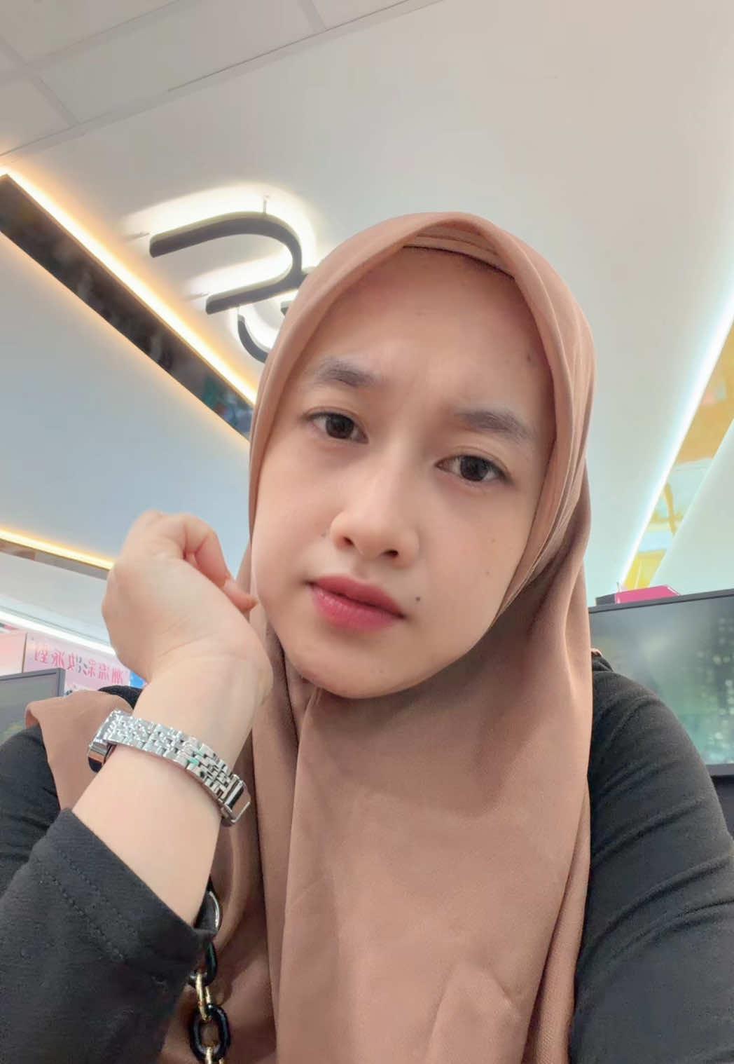 @🐣
