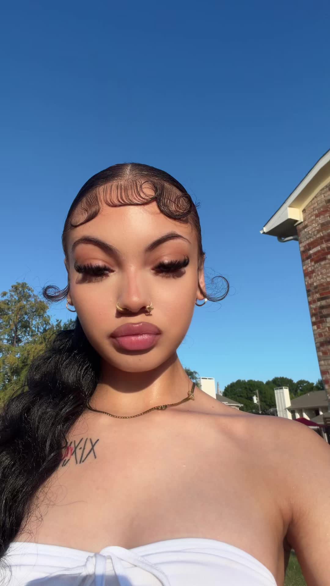 @dessiiiraee