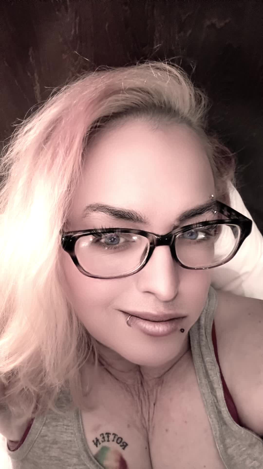 @harley.quinns.mistress