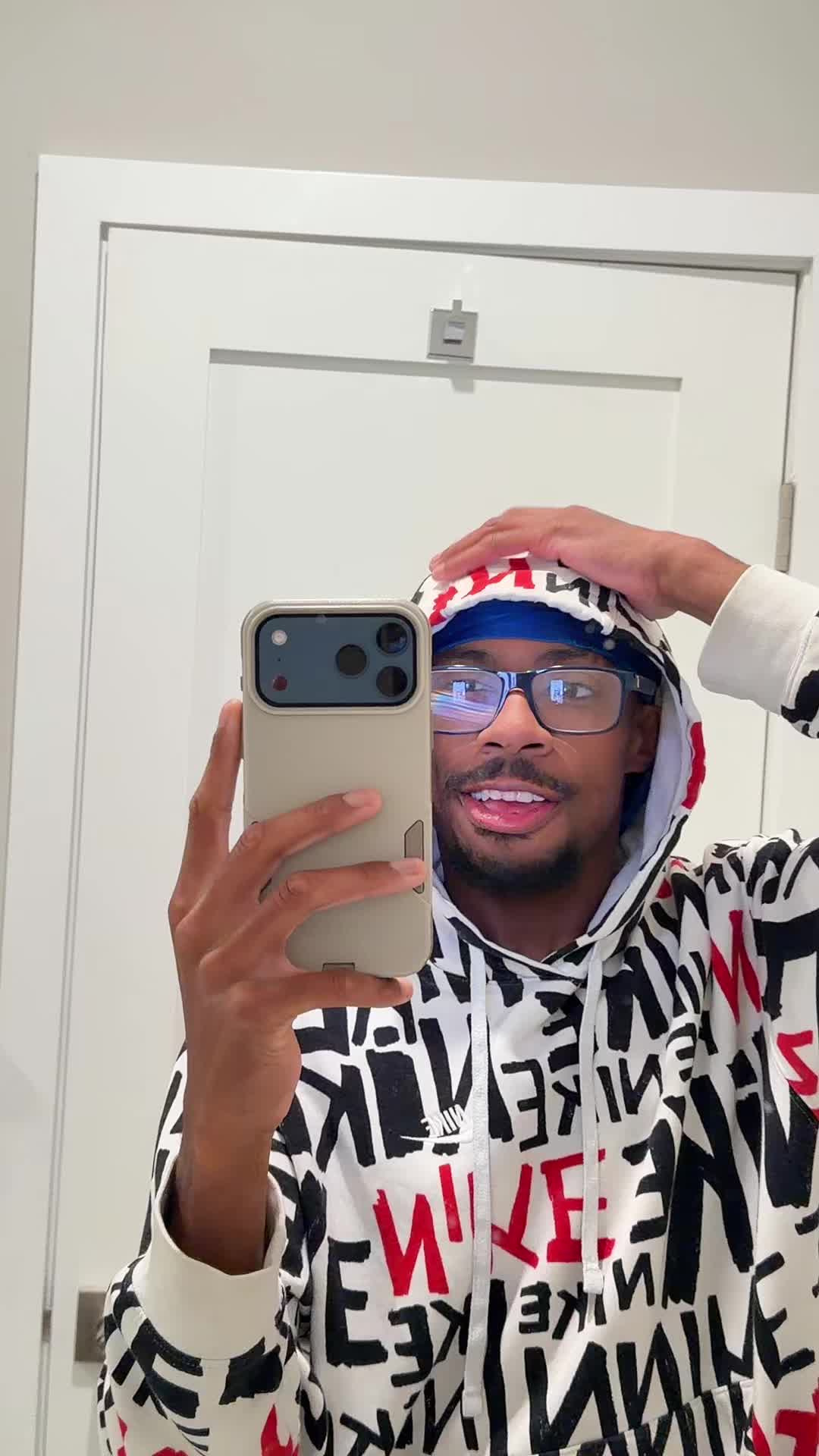 @LilManSam