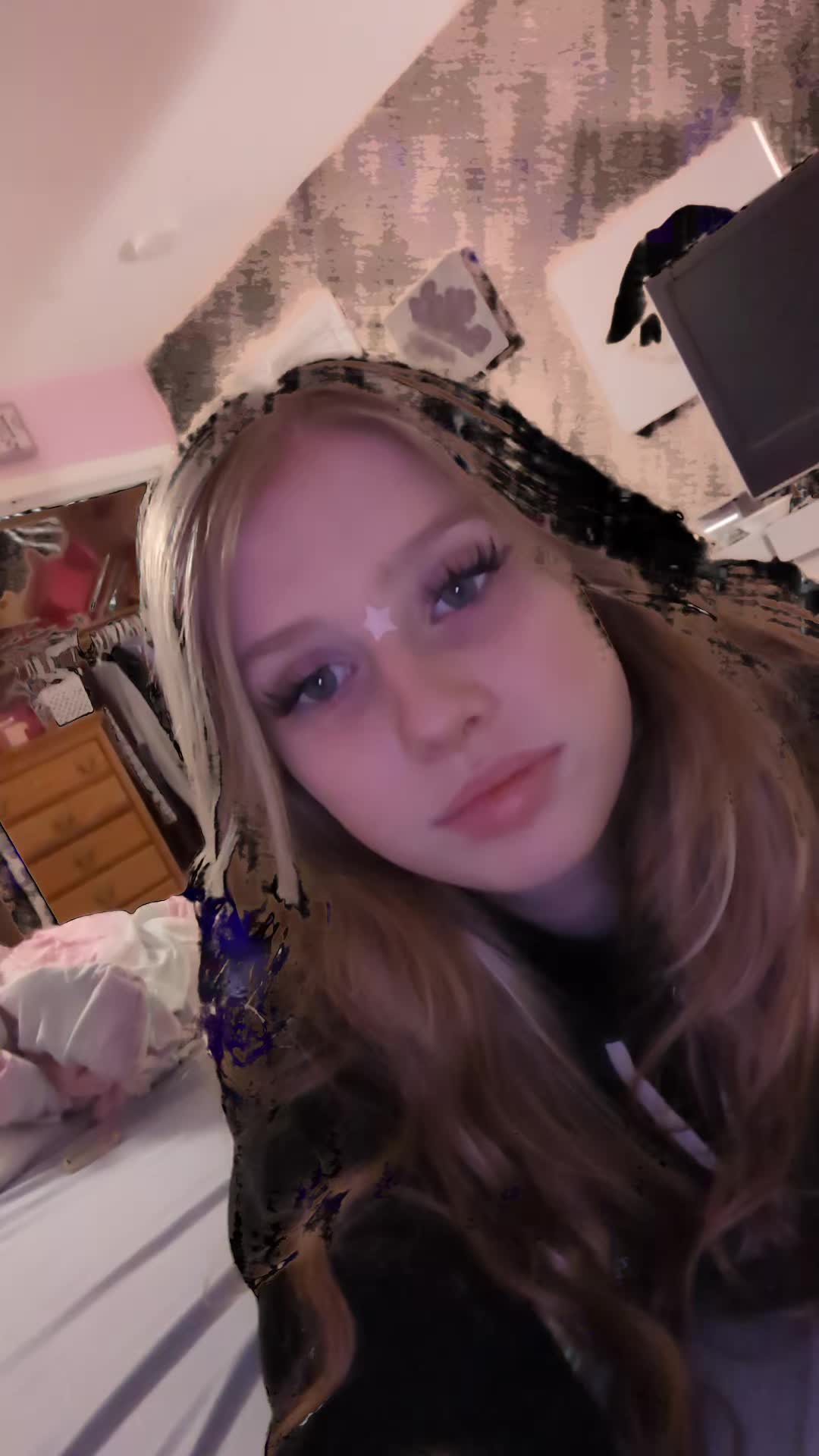 @🕊️