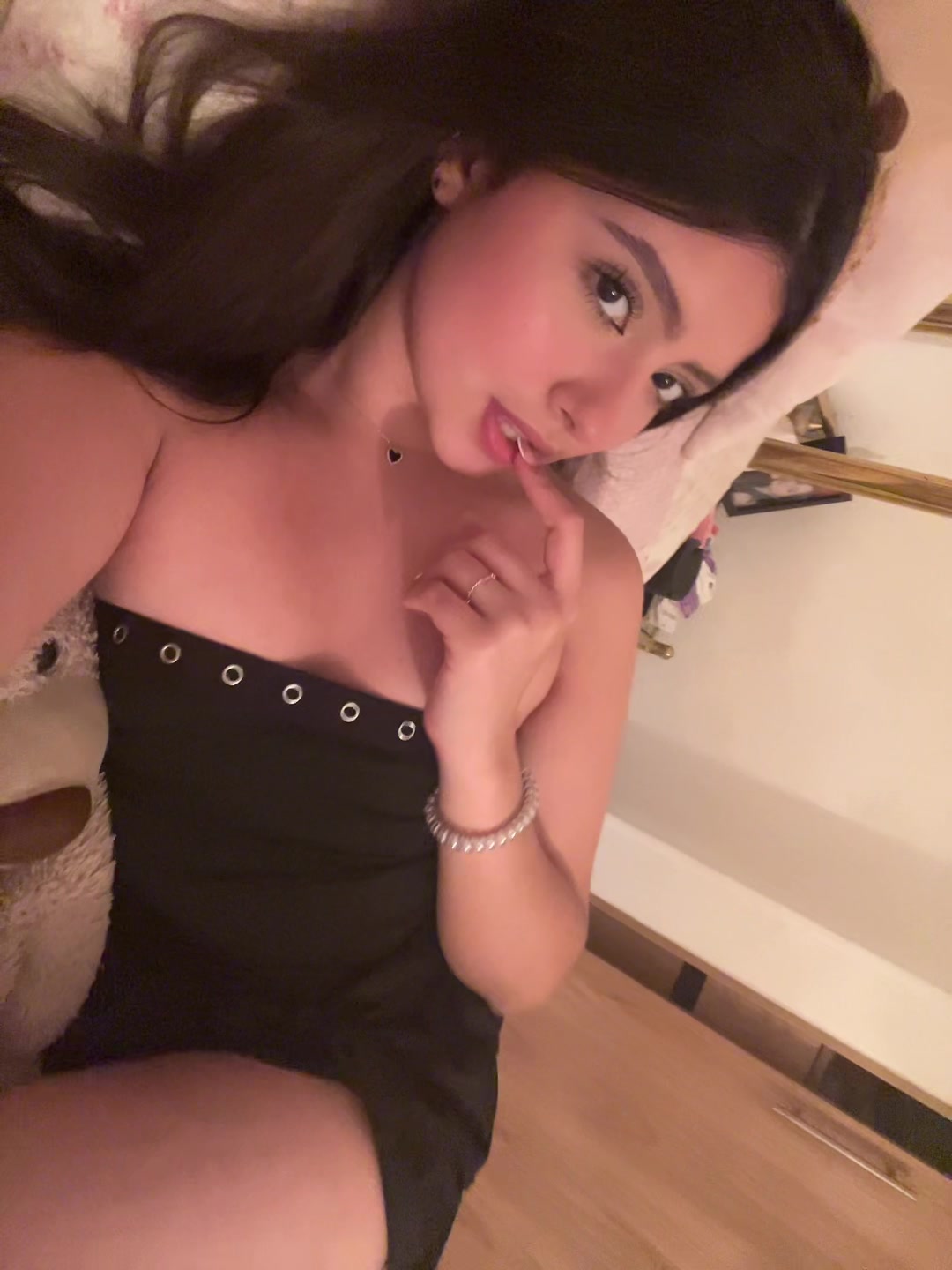 @lopezzjuana