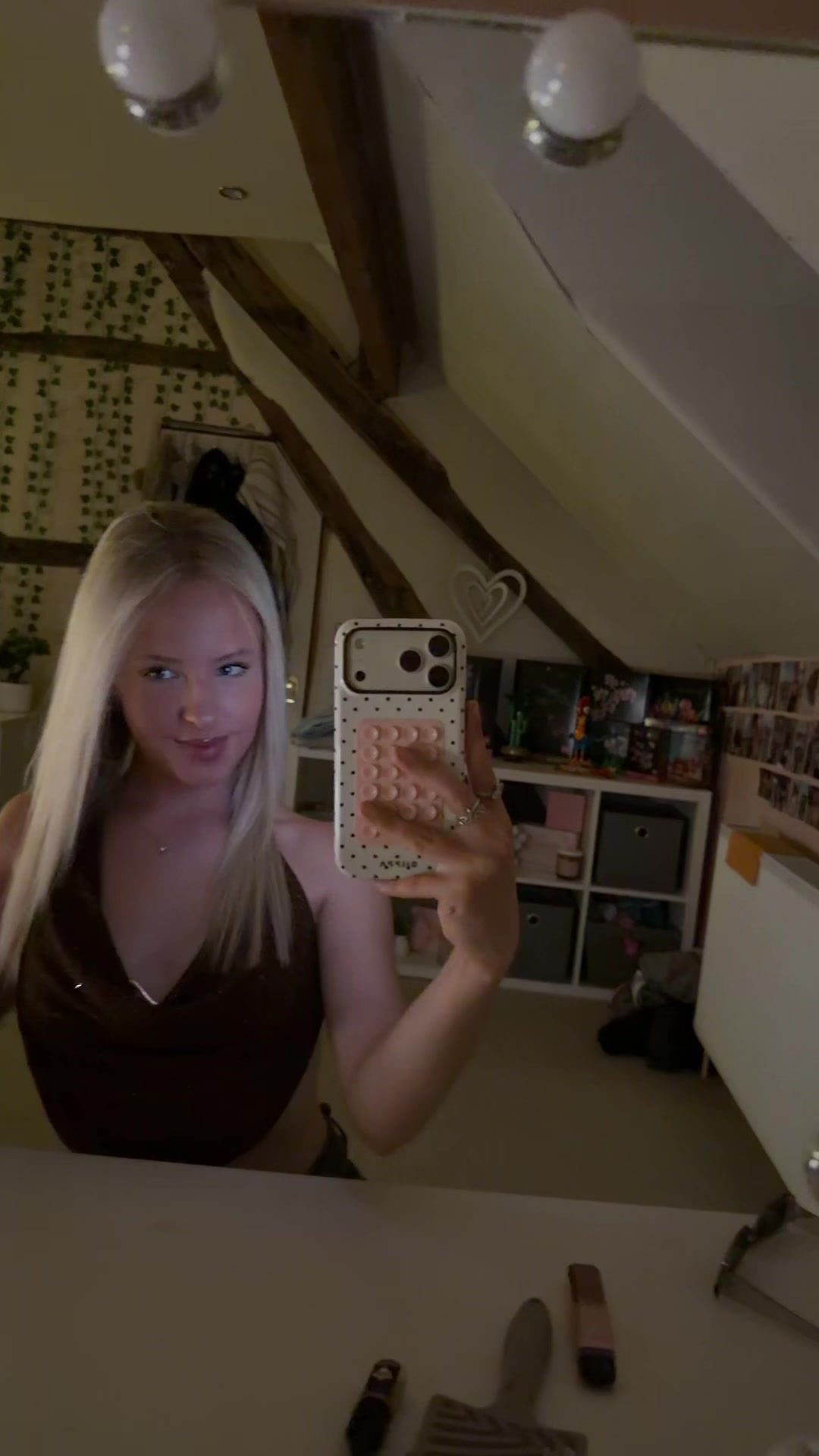 @𝐥𝐢𝐯❦
