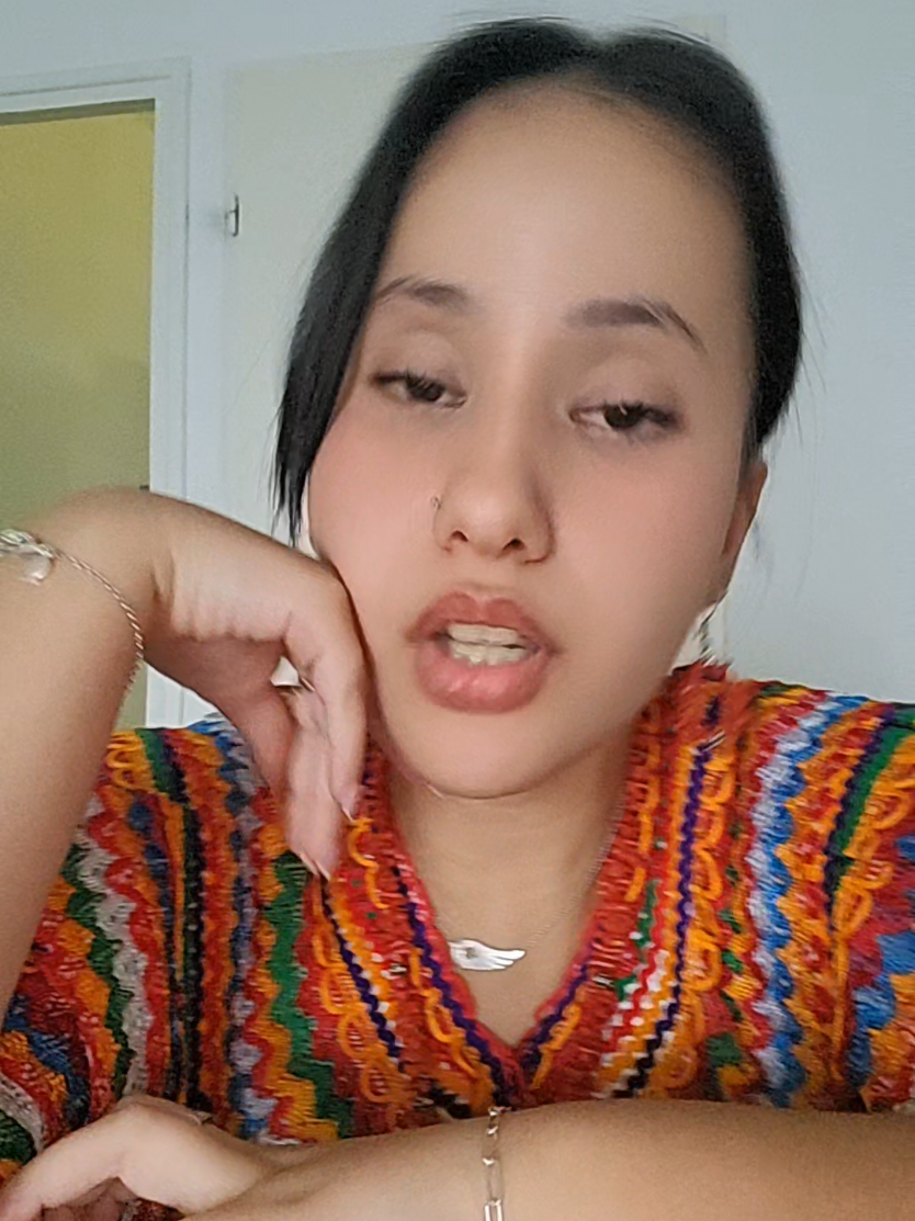 @NINA🦋
