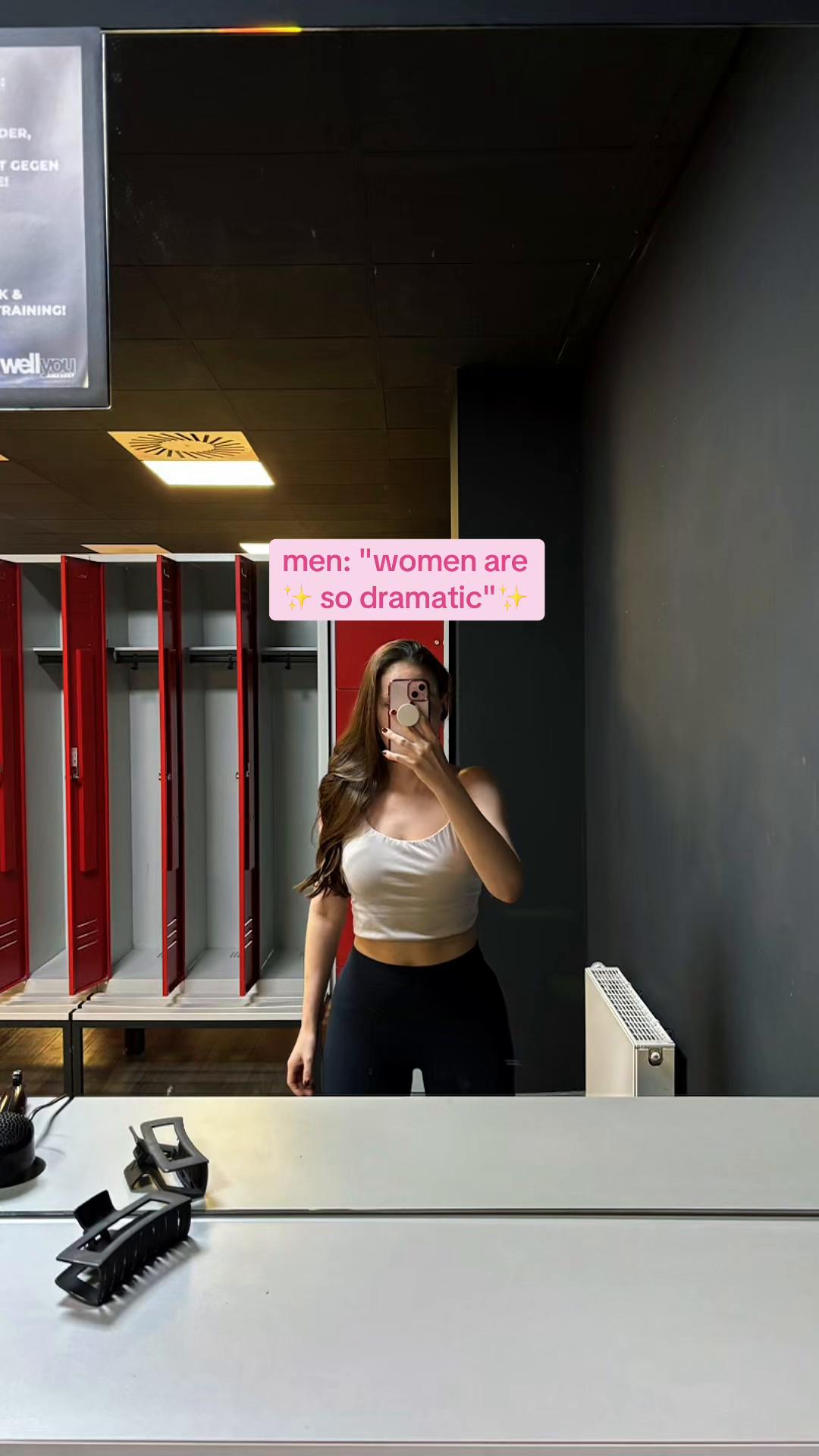 @Julia_Hehl