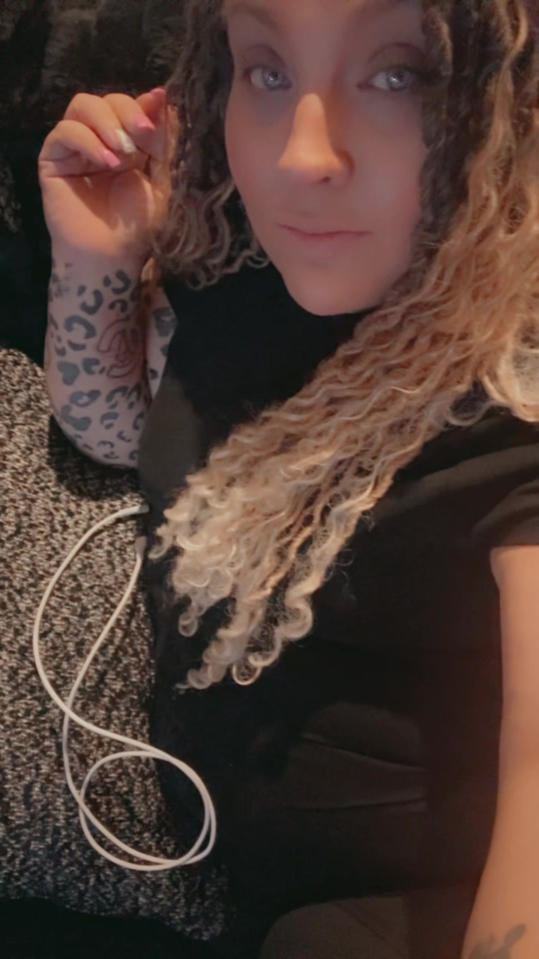 @memenicole901