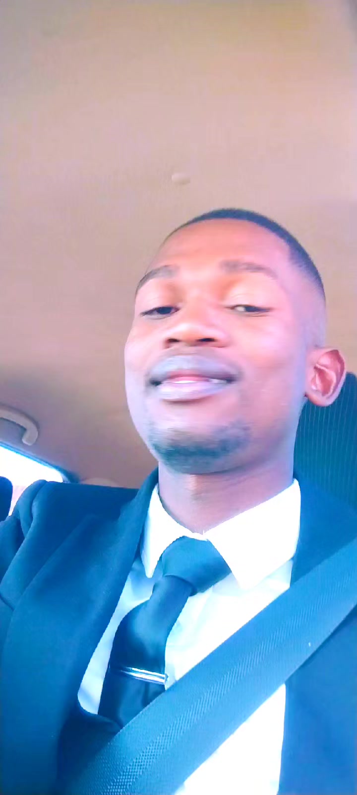 @Itumeleng_Mofokeng