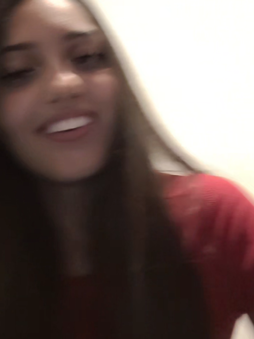 @Lara_Lu&iacute;za