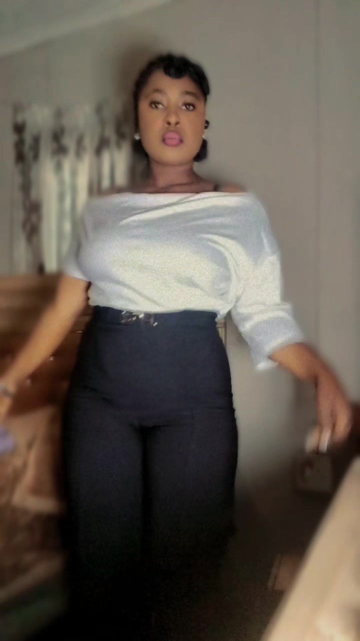 @Rhulani221