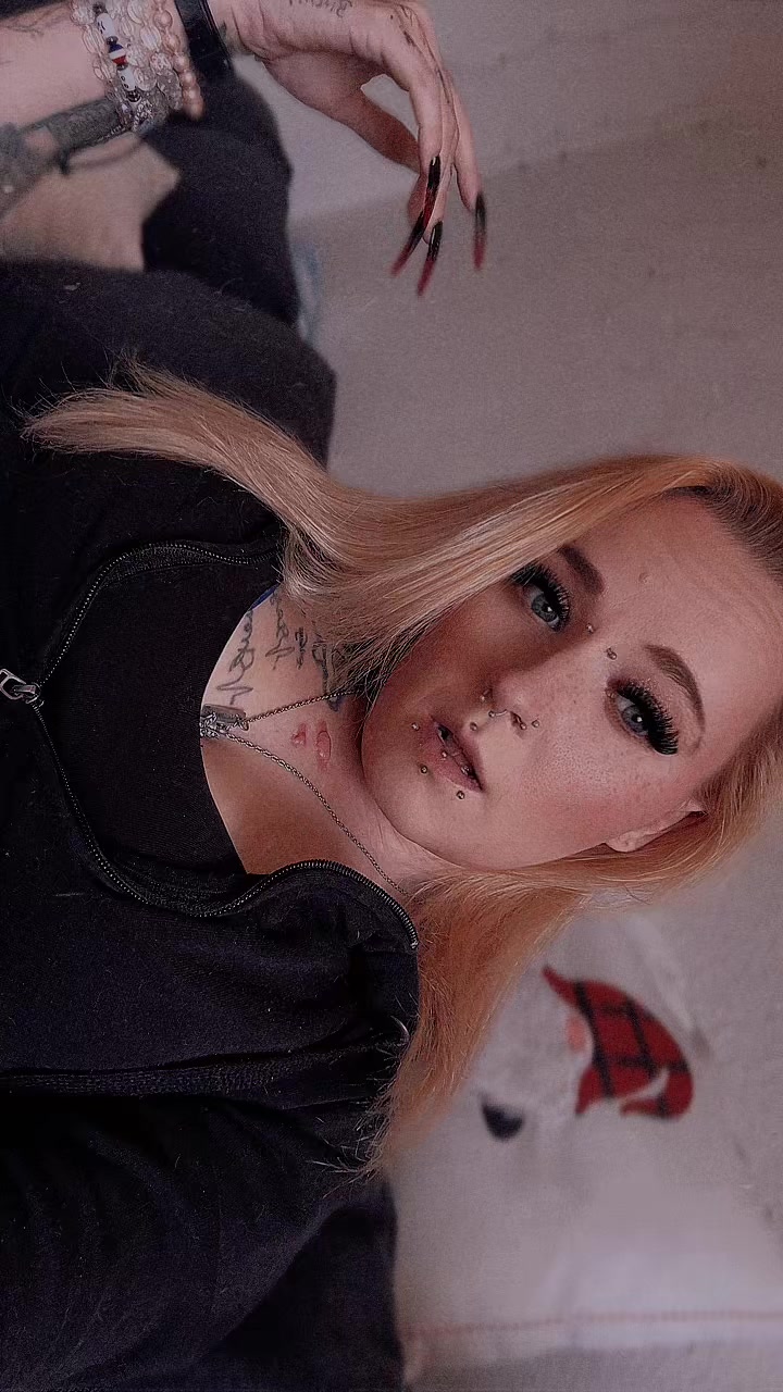 @LittlexDivaLive
