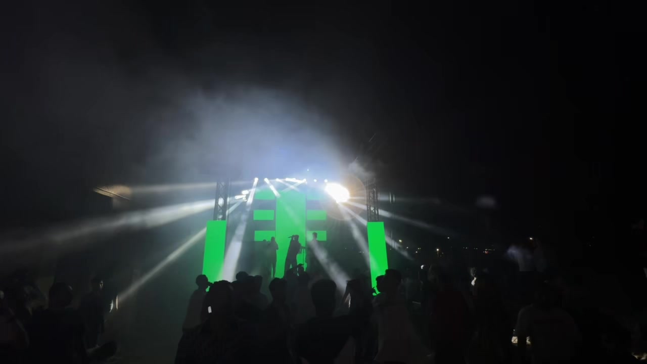 @DJM.Ellol