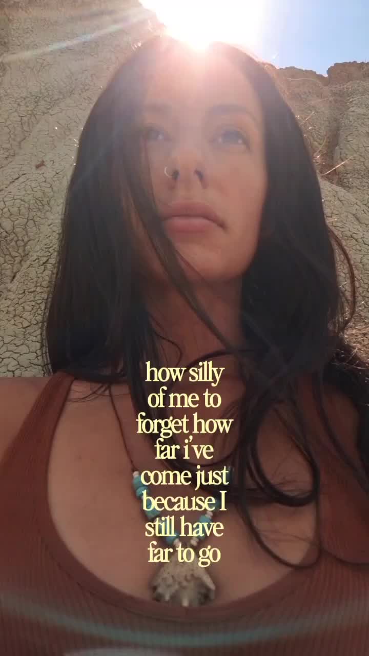 @AryLinnMoon