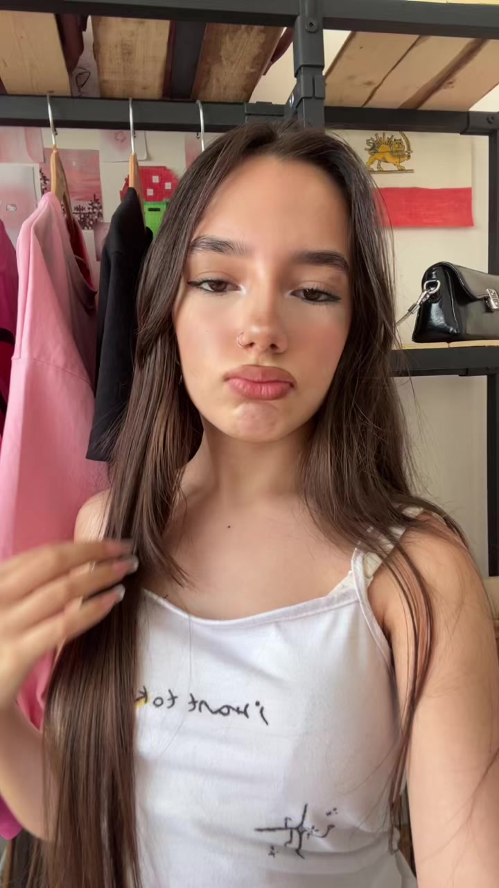 @𝐑𝐨𝐧𝐢🇺🇸