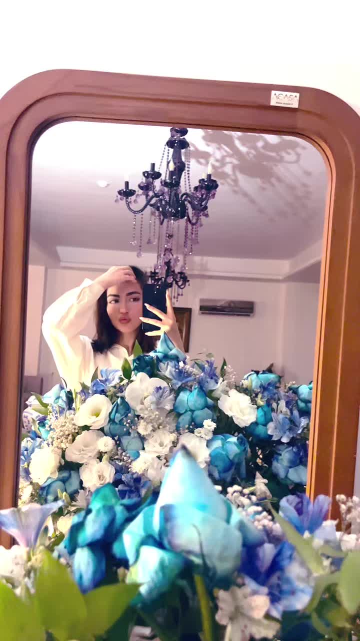 @Rozhan🦢