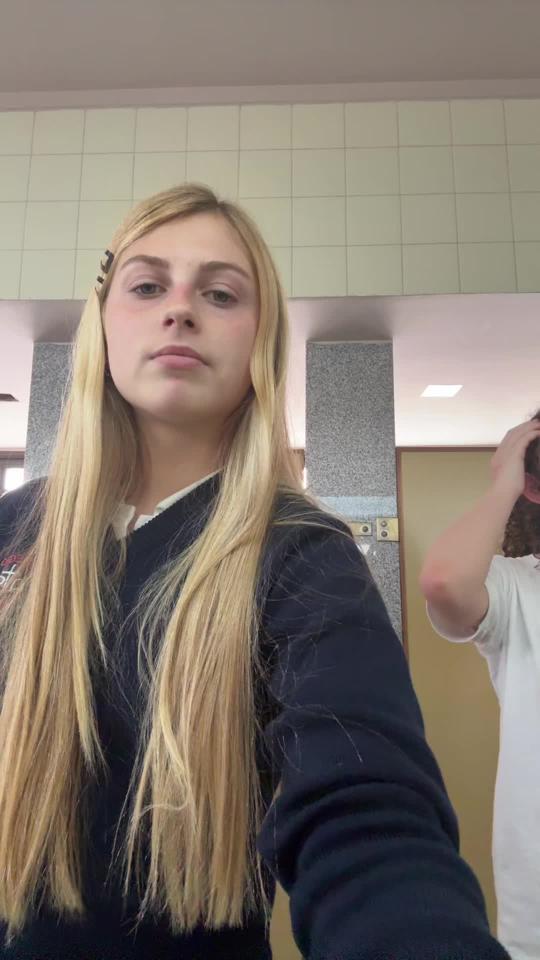 @lolox_privvv2