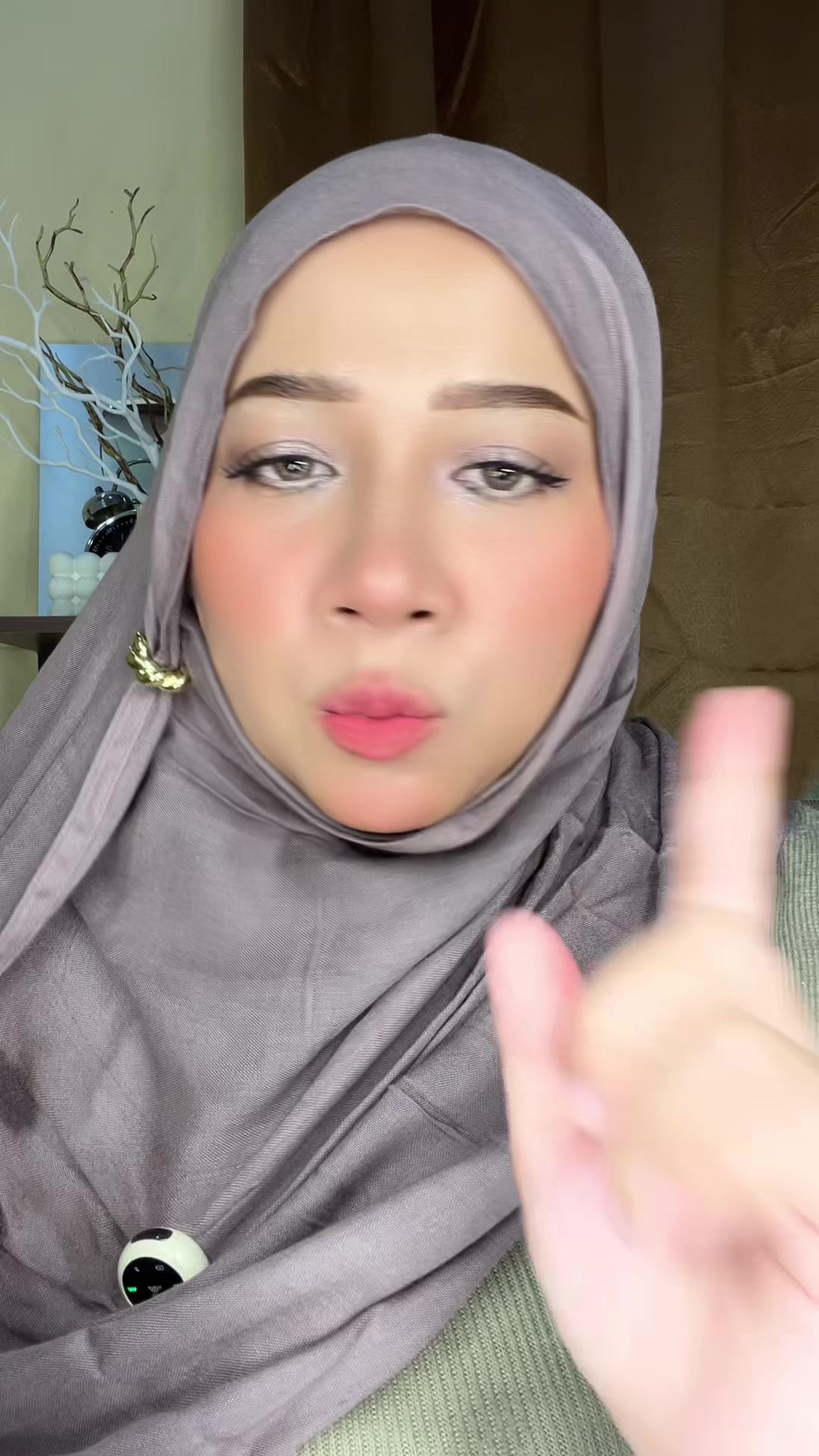 @Anis Yunia Akbar (AYA)